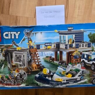 LEGO SWAMP POLICE STATION