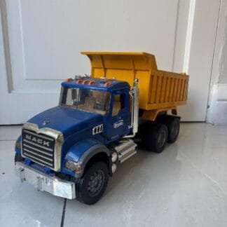 Bruder MACK Granite Construction Truck
